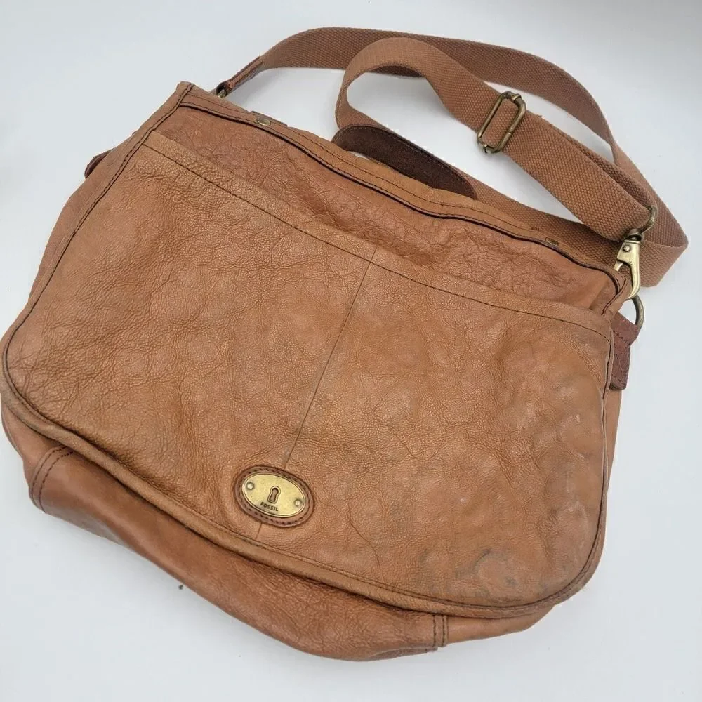 Fossil Beautiful Leather Vintage‎ Reissue Messenger Crossbody Satchel Bag ZB4617